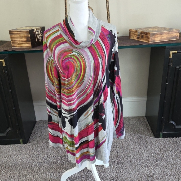 SNO SKINS Tops - SNO SKINS Multicolor Striped Tunic